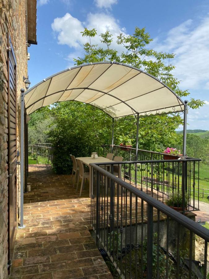 Masso Alle Rose Di Santarsiero Serena Montaione Bagian luar foto