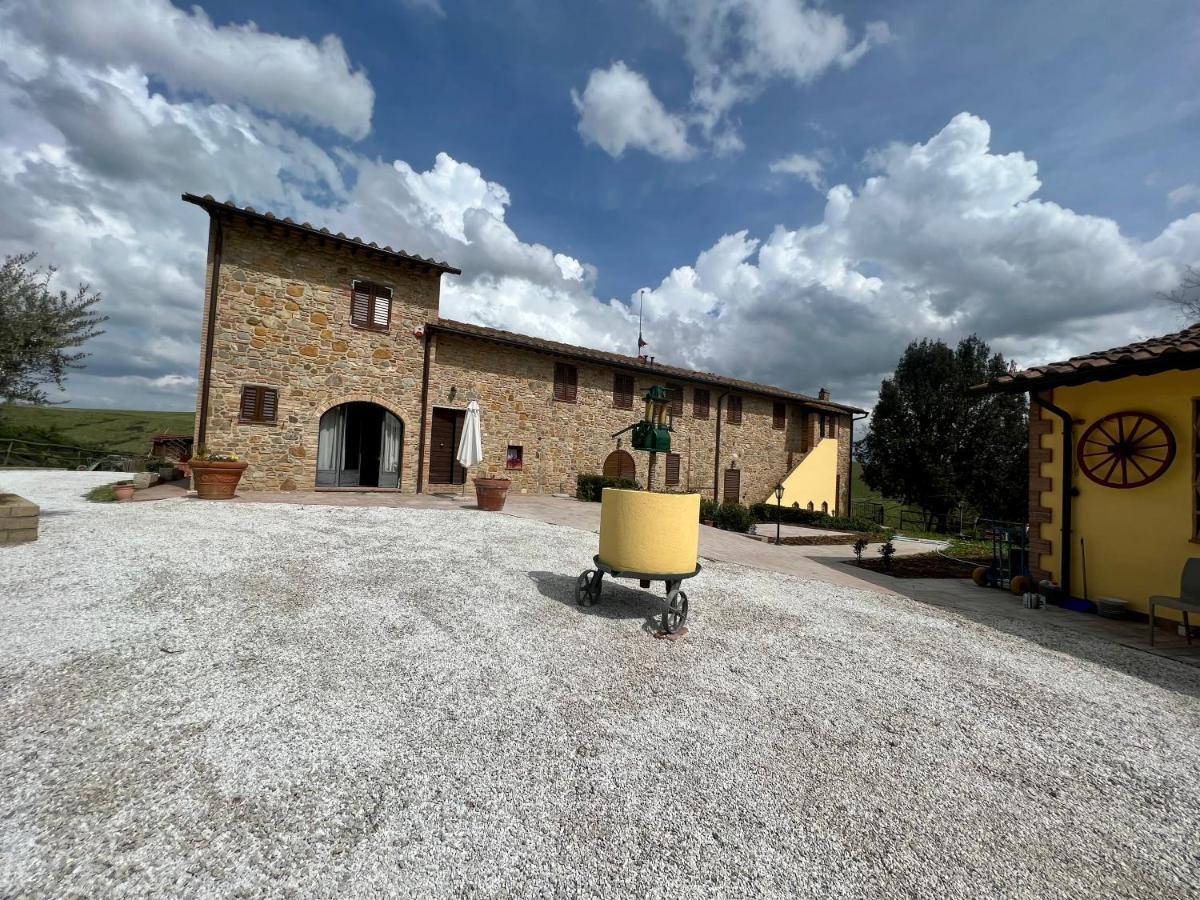 Masso Alle Rose Di Santarsiero Serena Montaione Bagian luar foto